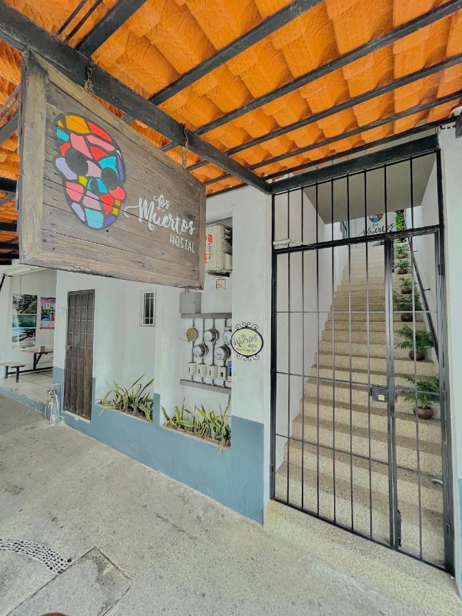 Los Muertos Hostal بويرتو فالارتا المظهر الخارجي الصورة
