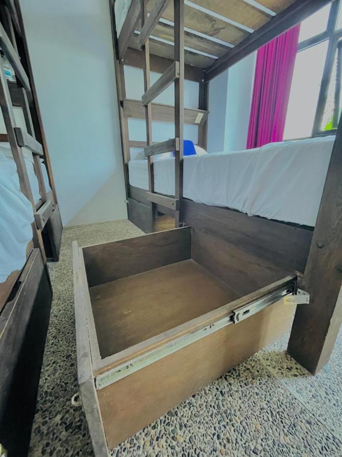 Los Muertos Hostal بويرتو فالارتا المظهر الخارجي الصورة